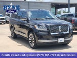 2023 Navigator L Thumbnail 2