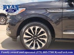 2023 Navigator L Thumbnail 5