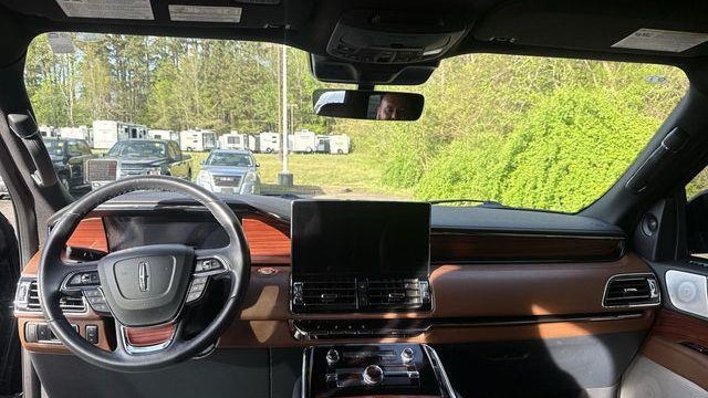 2024 Lincoln Navigator L Reserve