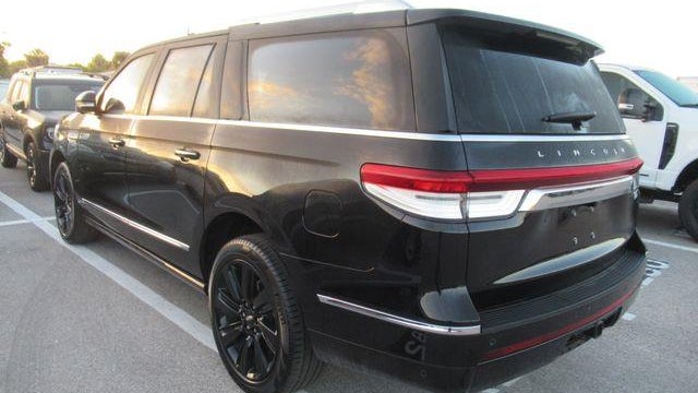 2024 Lincoln Navigator L Reserve