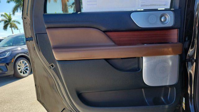 2024 Lincoln Navigator L Reserve