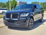 2024 Navigator L Thumbnail 3