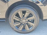 2024 Navigator L Thumbnail 10