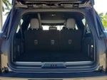 2024 Navigator L Thumbnail 12