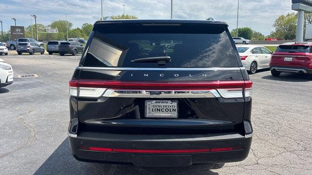 2024 Lincoln Navigator L Reserve
