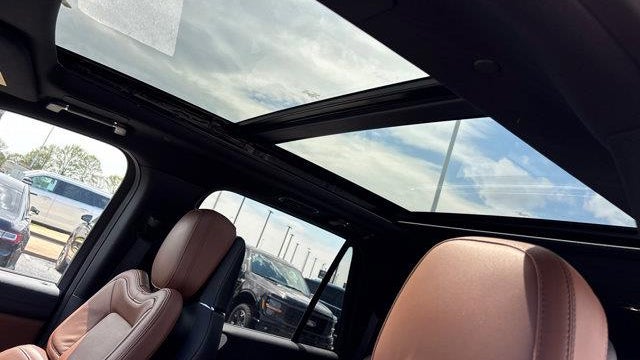 2024 Lincoln Navigator L Reserve