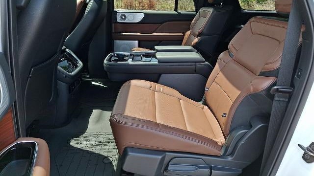 2024 Lincoln Navigator L Reserve