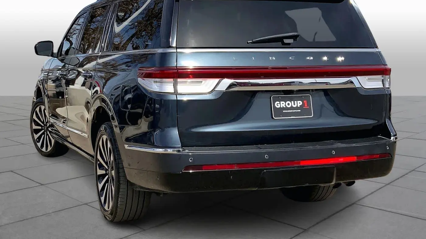 2024 Lincoln Navigator L Reserve