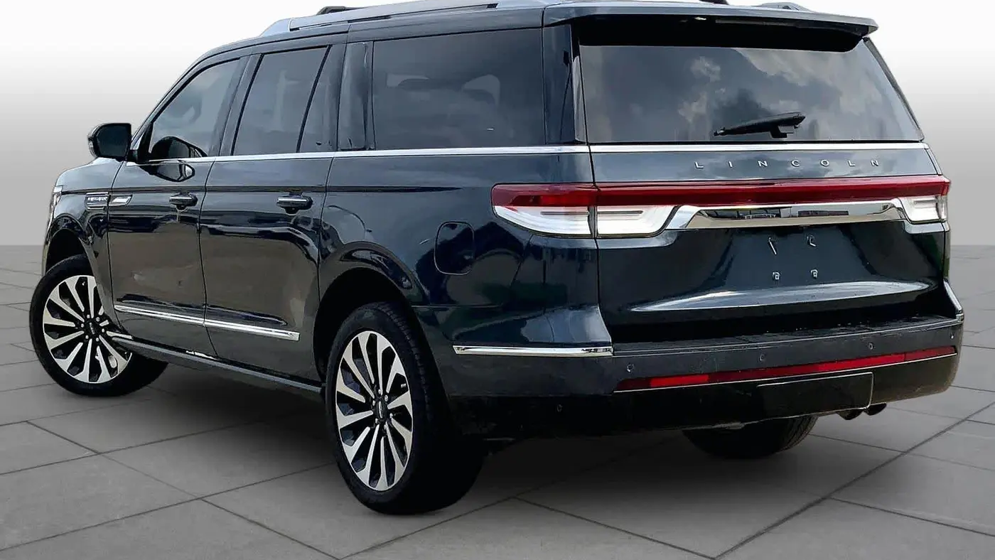 2024 Lincoln Navigator L Reserve