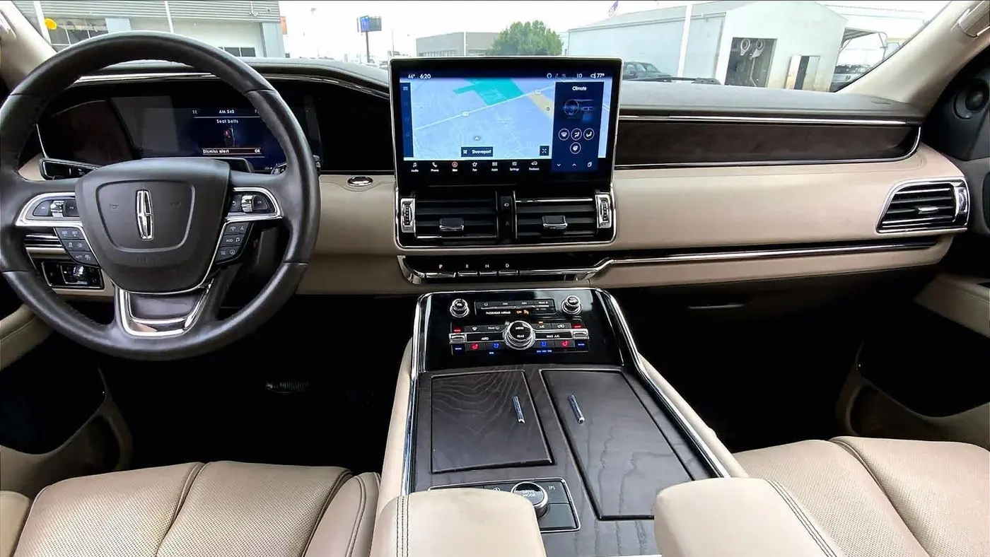 2024 Lincoln Navigator L Reserve