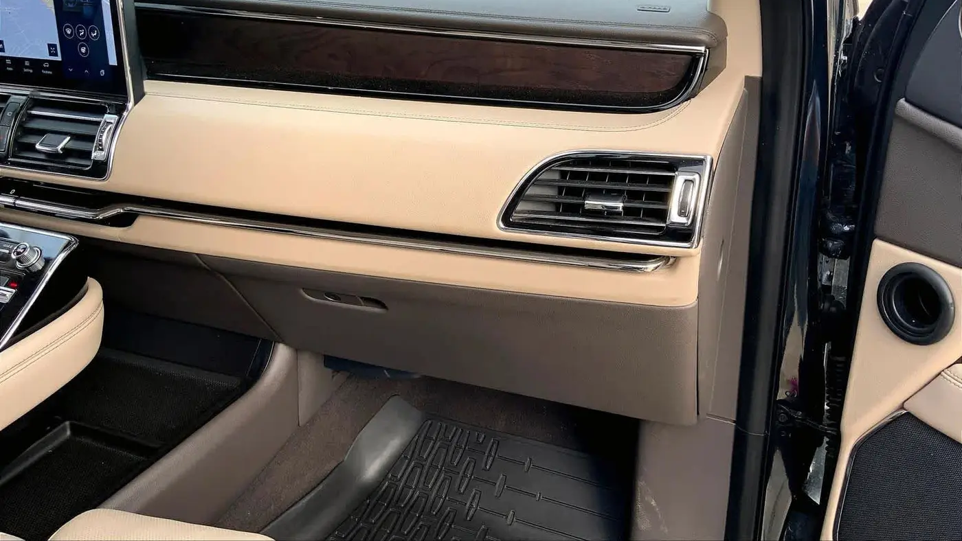 2024 Lincoln Navigator L Reserve