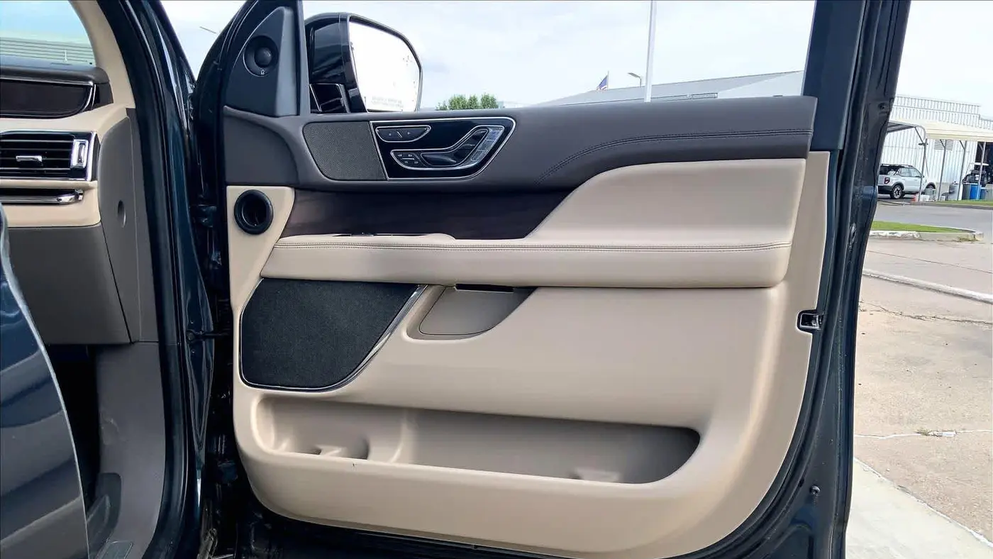 2024 Lincoln Navigator L Reserve