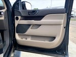 2024 Navigator L Thumbnail 32
