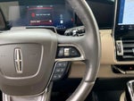 2024 Navigator L Thumbnail 35
