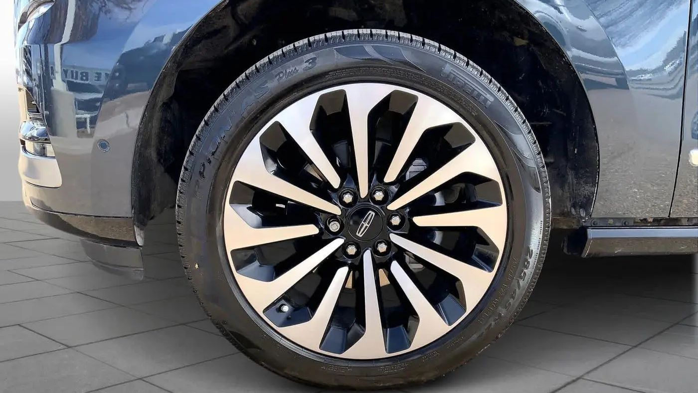 2024 Lincoln Navigator L Reserve