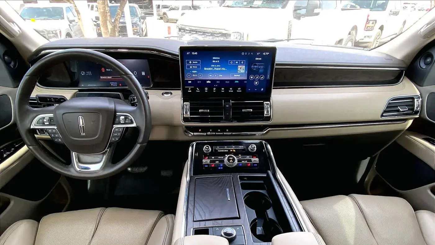 2024 Lincoln Navigator L Reserve