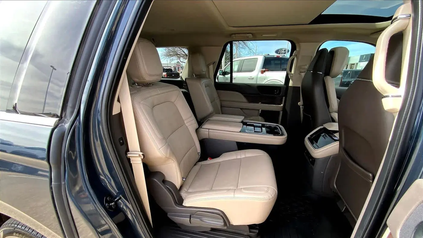 2024 Lincoln Navigator L Reserve