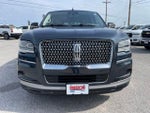 2024 Navigator L Thumbnail 2