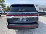 2024 Navigator L Thumbnail 6