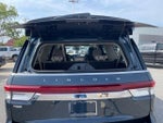 2024 Navigator L Thumbnail 7