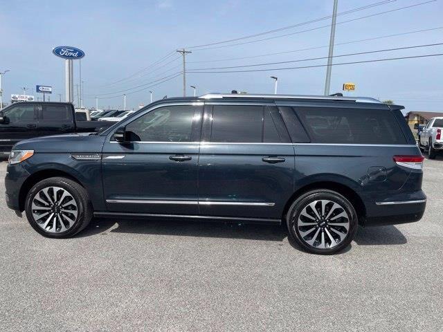 2024 Lincoln Navigator - $51,995