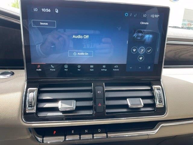 2024 Lincoln Navigator - $51,995