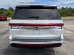 2024 Navigator L Thumbnail 5