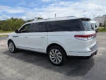 2024 Navigator L Thumbnail 6