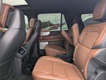 2024 Navigator L Thumbnail 12