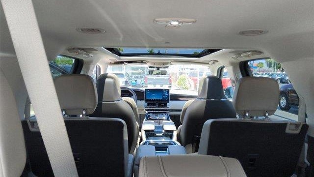 2024 Lincoln Navigator L Reserve