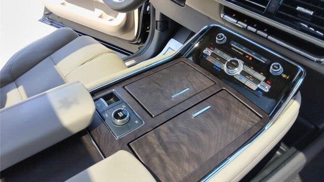 2024 Lincoln Navigator L Reserve