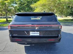 2025 Navigator L Thumbnail 6