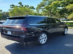 2025 Navigator L Thumbnail 7