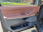 2025 Navigator L Thumbnail 21
