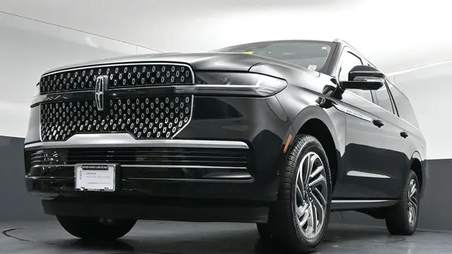 2025 Lincoln Navigator L Reserve