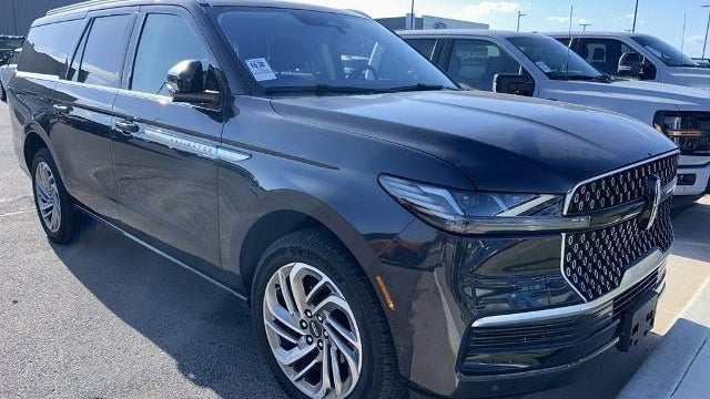 2025 Lincoln Navigator L Reserve