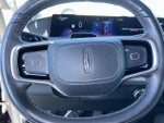 2025 Navigator L Thumbnail 9