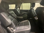 2025 Navigator L Thumbnail 15