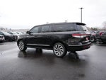 2023 Navigator L Thumbnail 7