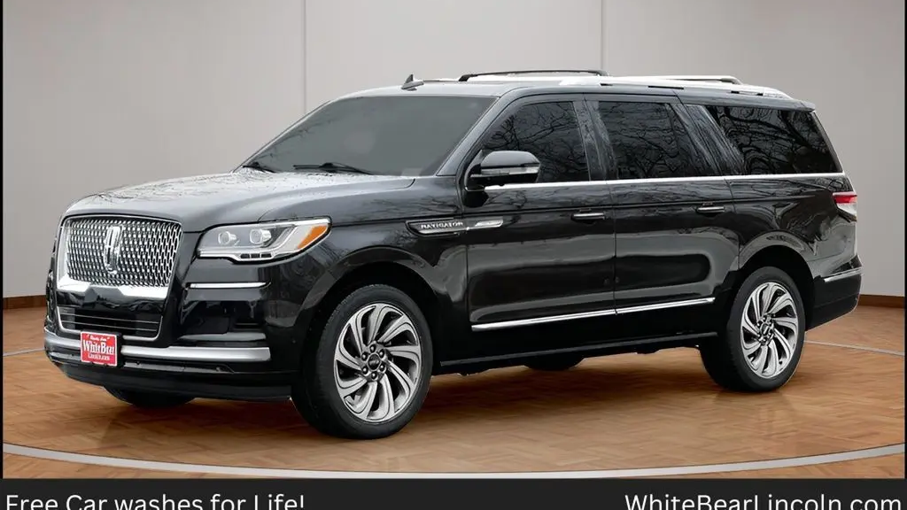 Preowned 2023 Lincoln Navigator L Reserve for Sale