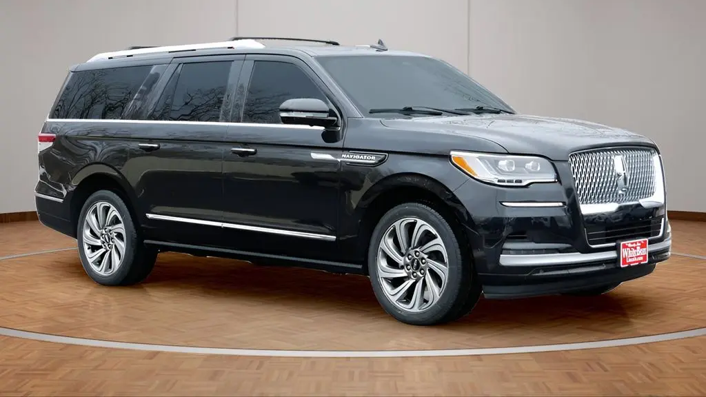 2023 Lincoln Navigator L Reserve