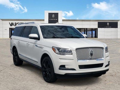 Photo of a 2023 Lincoln Navigator L 4X4 Reserve 4DR SUV for sale