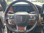 2023 Navigator L Thumbnail 14