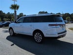 2023 Navigator L Thumbnail 6