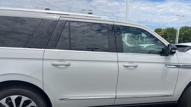 2023 Lincoln Navigator L Reserve