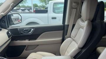 2023 Lincoln Navigator L Reserve