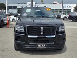 2023 Navigator L Thumbnail 2