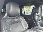 2023 Navigator L Thumbnail 15