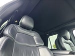 2023 Navigator L Thumbnail 18
