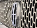 2023 Navigator L Thumbnail 16
